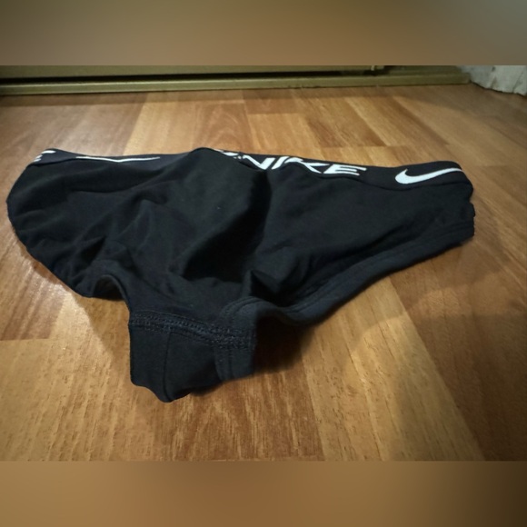 Nike Essential Micro Hip Brief with Dri-Fit “M” - Picture 7 of 10